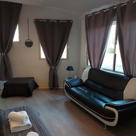 Studio 6 Le Boupere Экстерьер фото